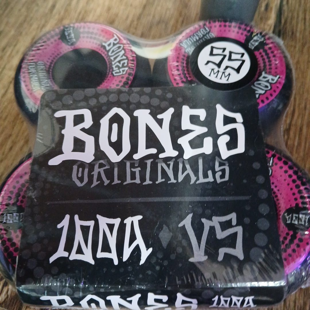 BONES 100's OG V5 #14 55mm BLACK W/pink