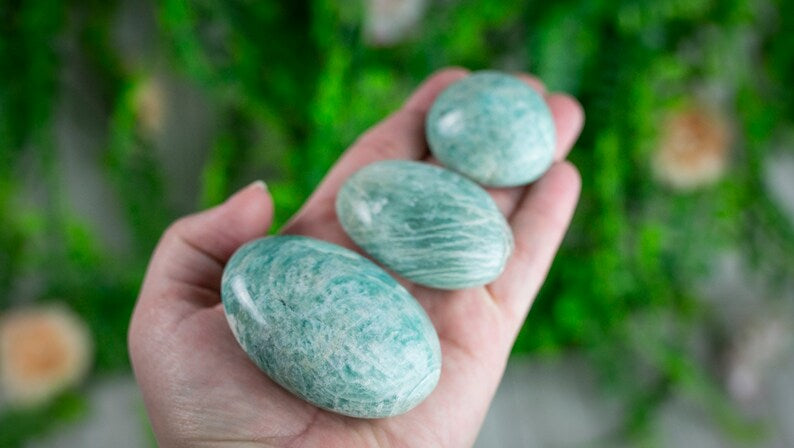 Amazonite Palm 1 lb