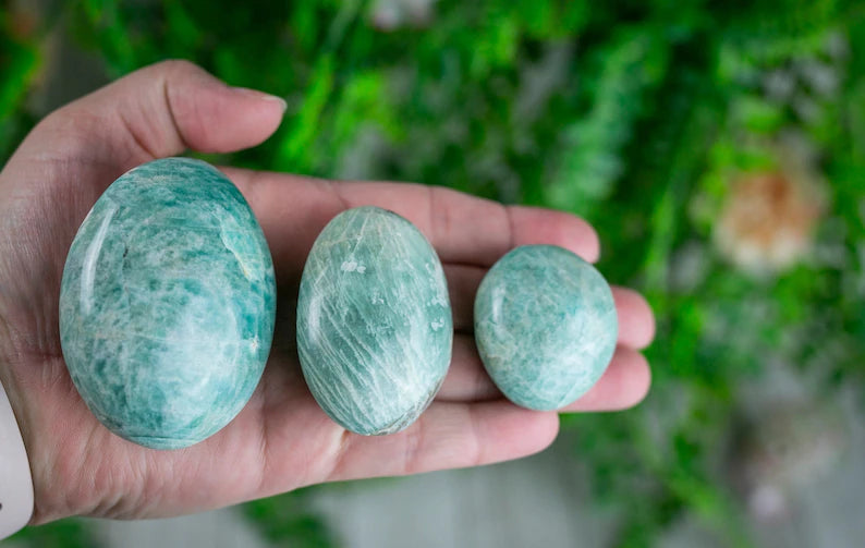 Amazonite Palm 1 lb