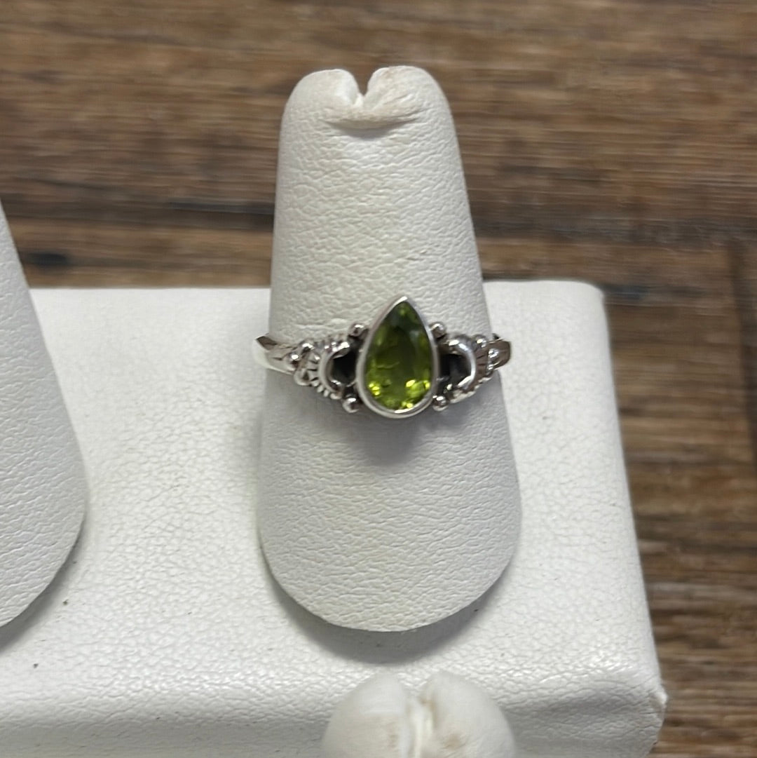 Peridot Silver Ring Size 8