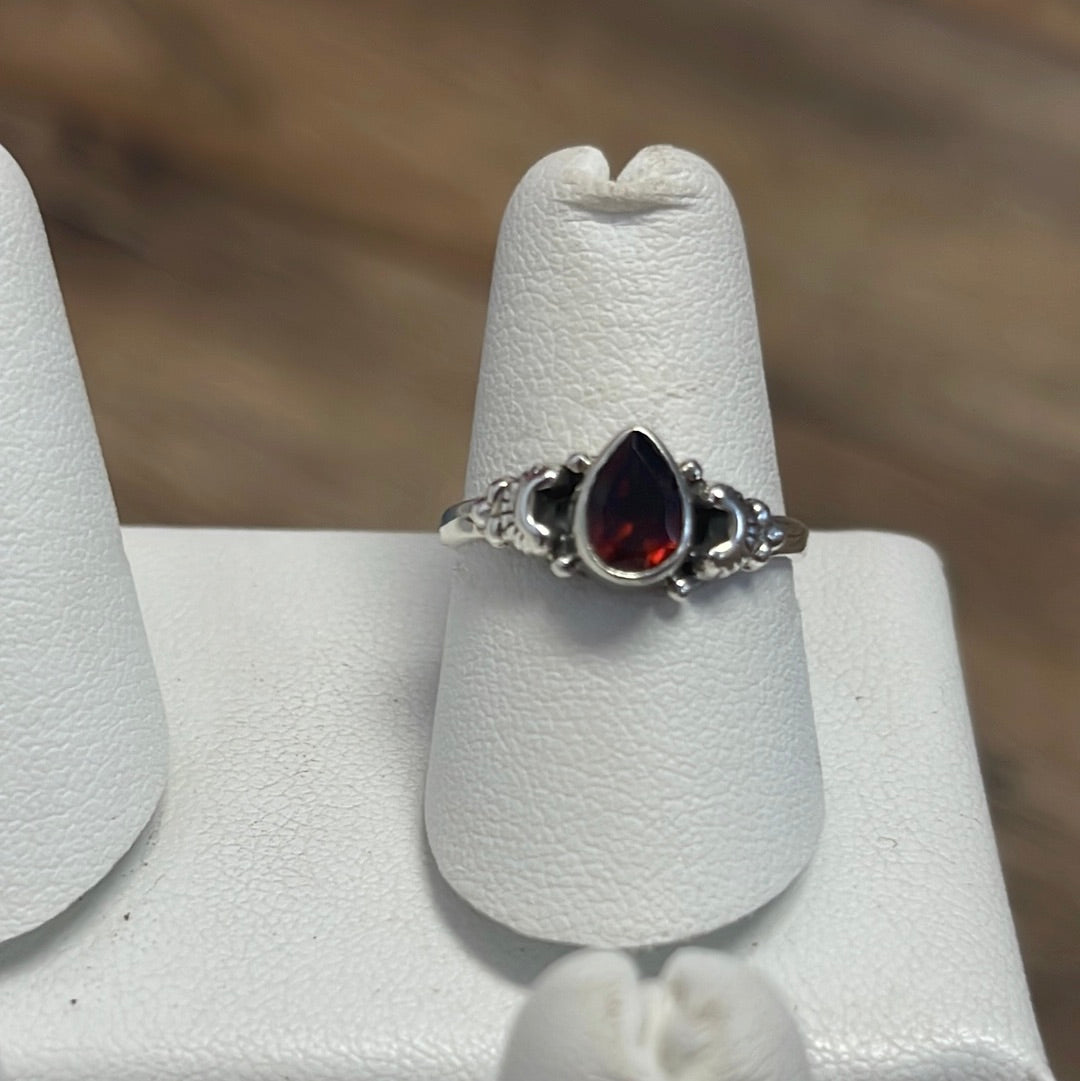 Garnet Silver Ring Size 7